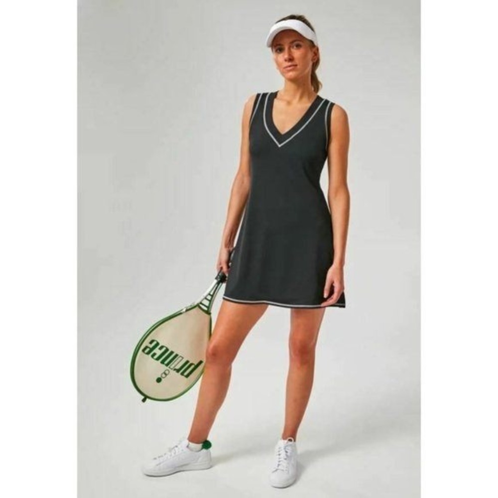 Tuckernuck sport dress size L black sleeveless V neck tennis mini $128